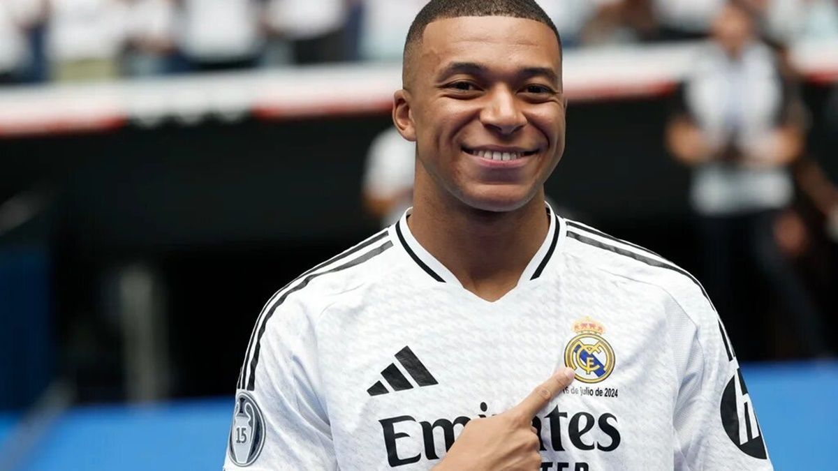 Kylian Mbappé: &quot;He dormido muchos años con el sueño de jugar con el Real Madrid, hoy se realiza mi sueño&quot;