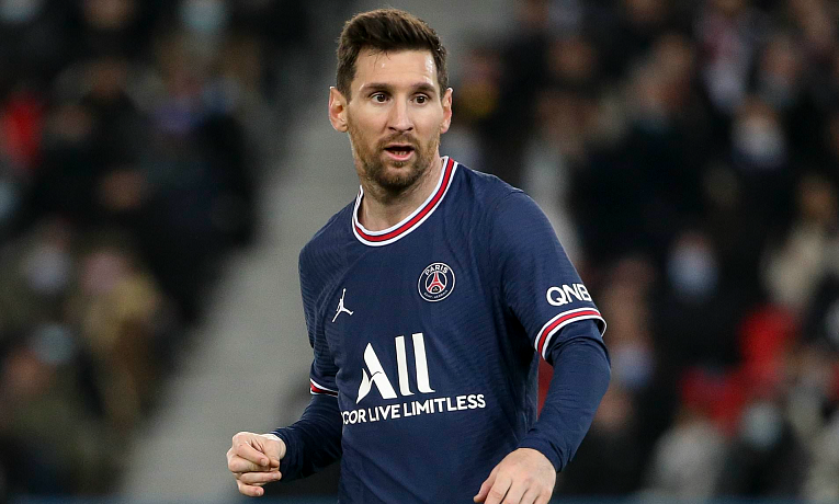 A pesar de la suspensión por su viaje no autorizado, el PSG le hizo una buena oferta a Messi para extender su contrato 