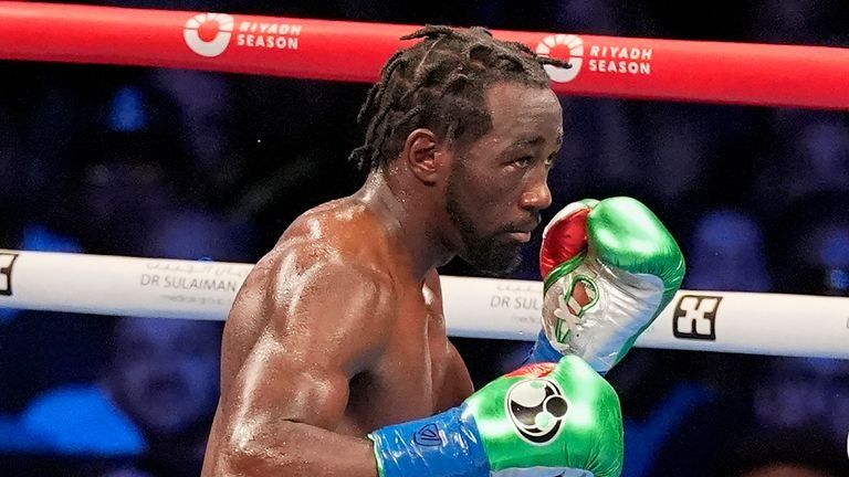 Crawford Reacts to Canelo's Victory Over Berlanga