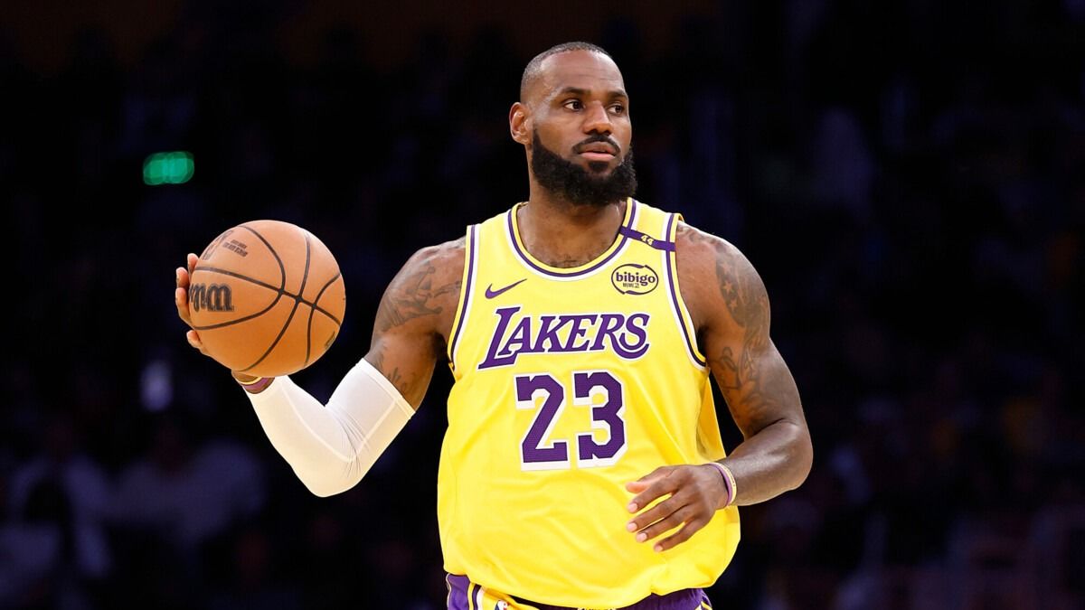 LeBron James Sets New Record, Surpassing Michael Jordan