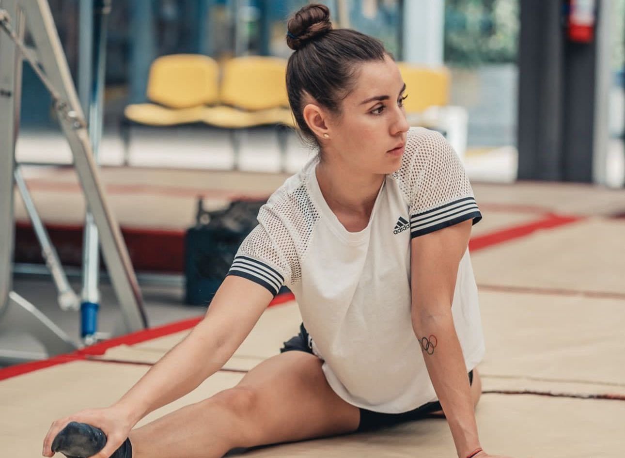 Dafne Navarro completa campamento de gimnasia de trampolín en Europa