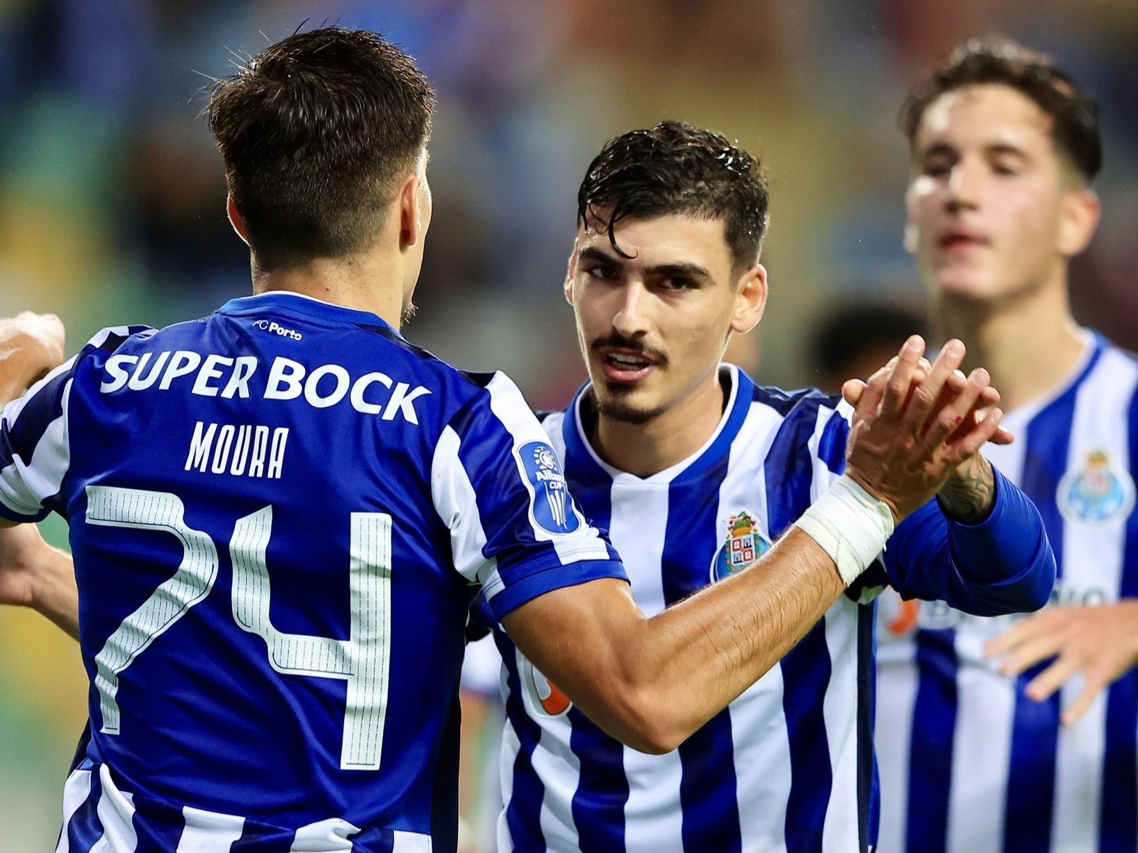 FC Porto vs Estoril Praia Prediction, Betting Tips & Odds | 03 NOVEMBER, 2024