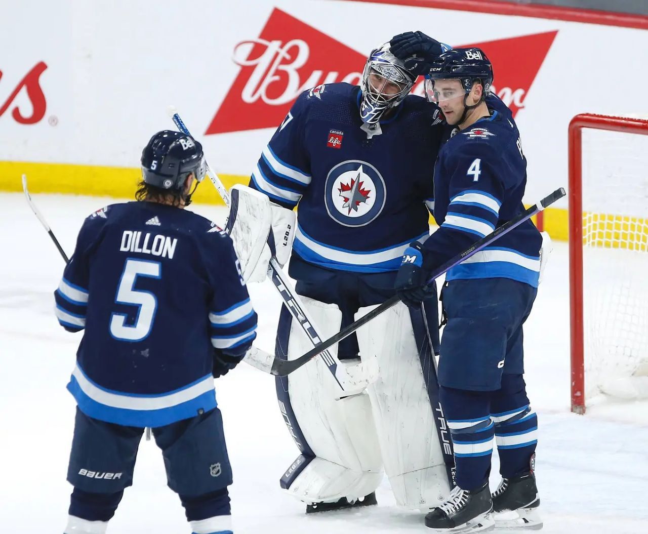 Winnipeg Jets vs San Jose Sharks. Pronóstico, Apuestas y Cuotas│11 de abril de 2023