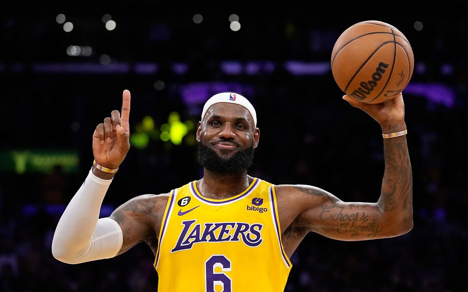 ESPN: LeBron James Can Sign New Three-Year Contract With Lakers