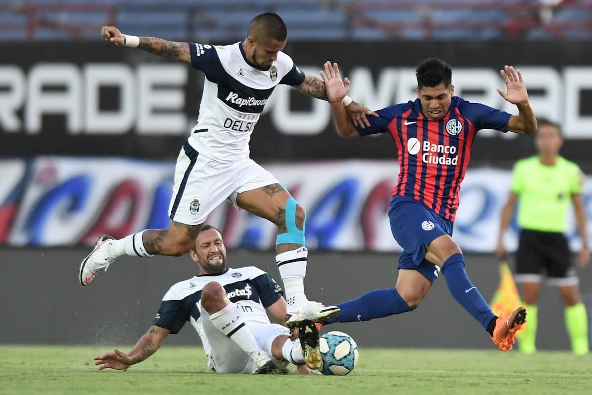 San Lorenzo vs. Gimnasia y Esgrima La Plata. Pronostico, Apuestas y Cuotas│11 de marzo de 2023