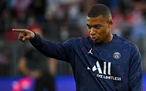 El PSG abre las puertas a Mbappé