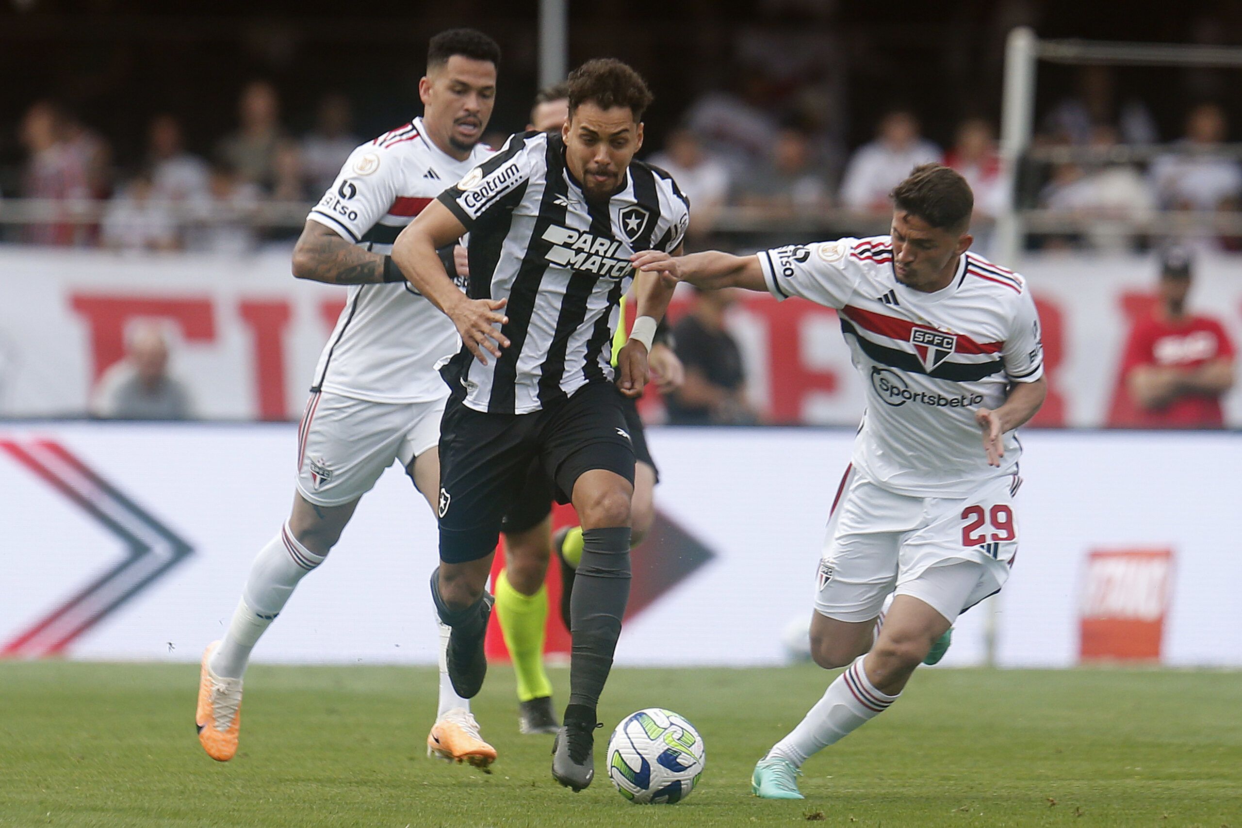 São Paulo vs Botafogo Prediction, Betting Tips & Odds | 25 JULY 2024