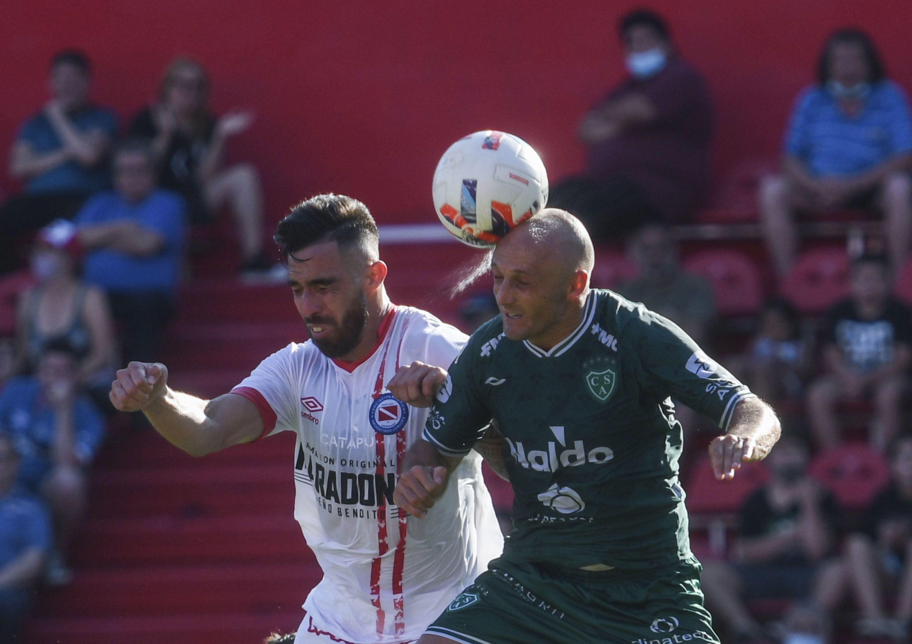 Sarmiento vs. Argentinos Juniors. Pronostico, Apuestas y Cuotas│8 de abril de 2023