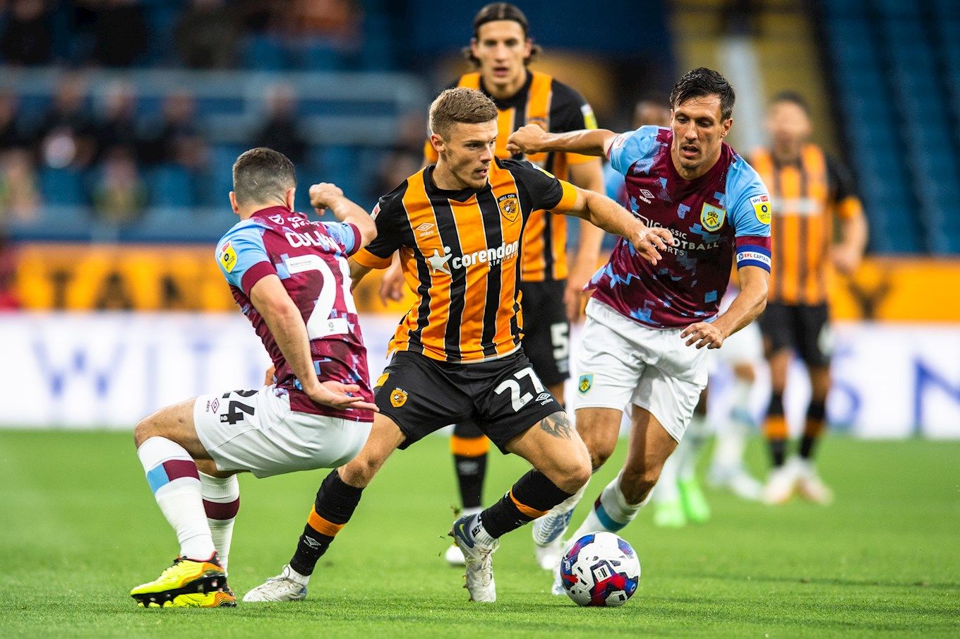 Hull vs. Burnley. Pronostico, Apuestas y Cuotas│23 de octubre de 2024