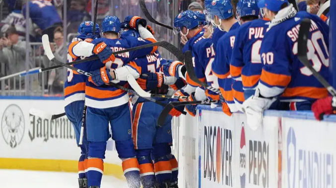 New York Islanders vs Utah Hockey Club Pronóstico, Apuestas y Cuotas│10 de octubre de 2024