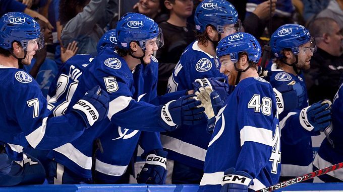 Tampa Bay Lightning vs. Toronto Maple Leafs. Pronostico, Apuestas y Cuotas│4 de noviembre de 2022  