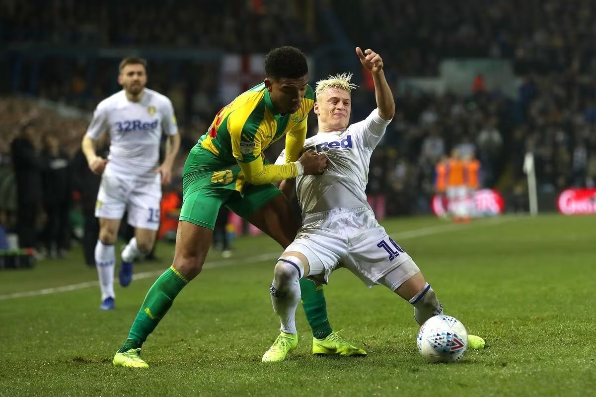 West Bromwich vs. Leeds United. Pronostico, Apuestas y Cuotas│29 de diciembre de 2023