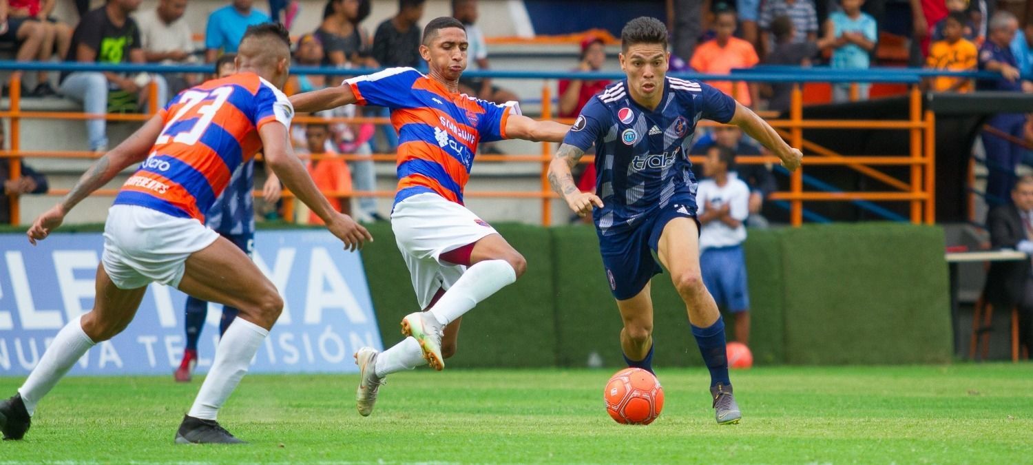 Camiseta Local Academia Puerto Cabello 2023