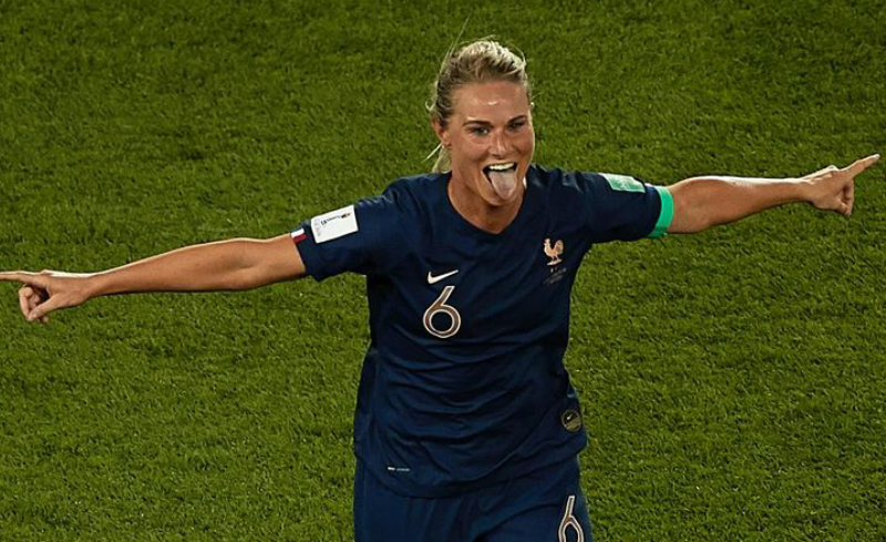 Amandine Henry anuncia su retiro de la Selección de Francia