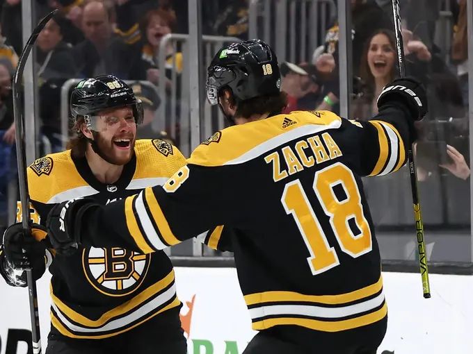 Boston Bruins vs Chicago Blackhawks. Pronostico, Apuestas y Cuotas│12 de octubre de 2023  