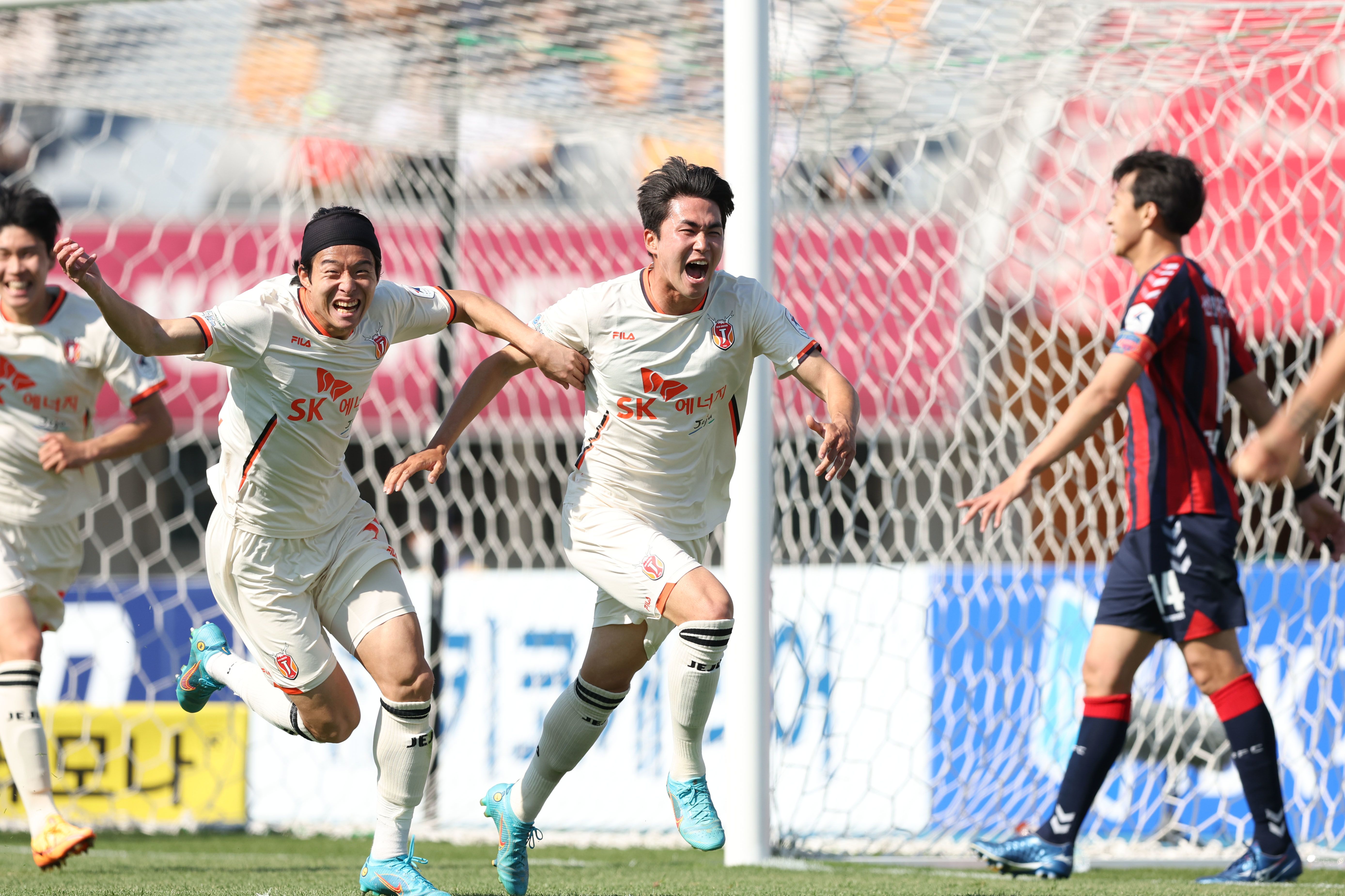 Suwon FC vs Jeju United Prediction, Betting Tips & Odds | 25 AUGUST 2024