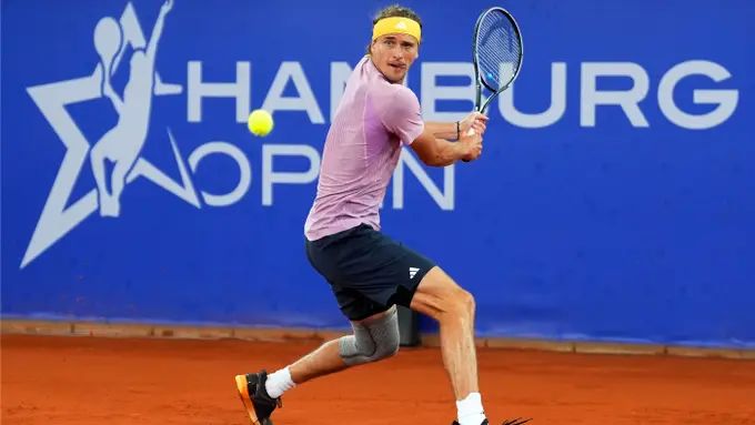 Alexander Zverev vs Zhizhen Zhang. pronóstico, Apuestas y Cuotas│19 de julio de 2024