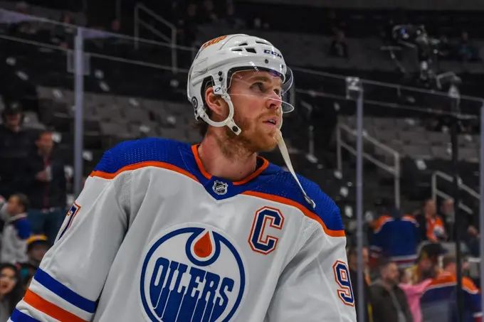 Edmonton Oilers vs Los Angeles Kings. Pronostico, Apuestas y Cuotas│26 de abril de 2023  