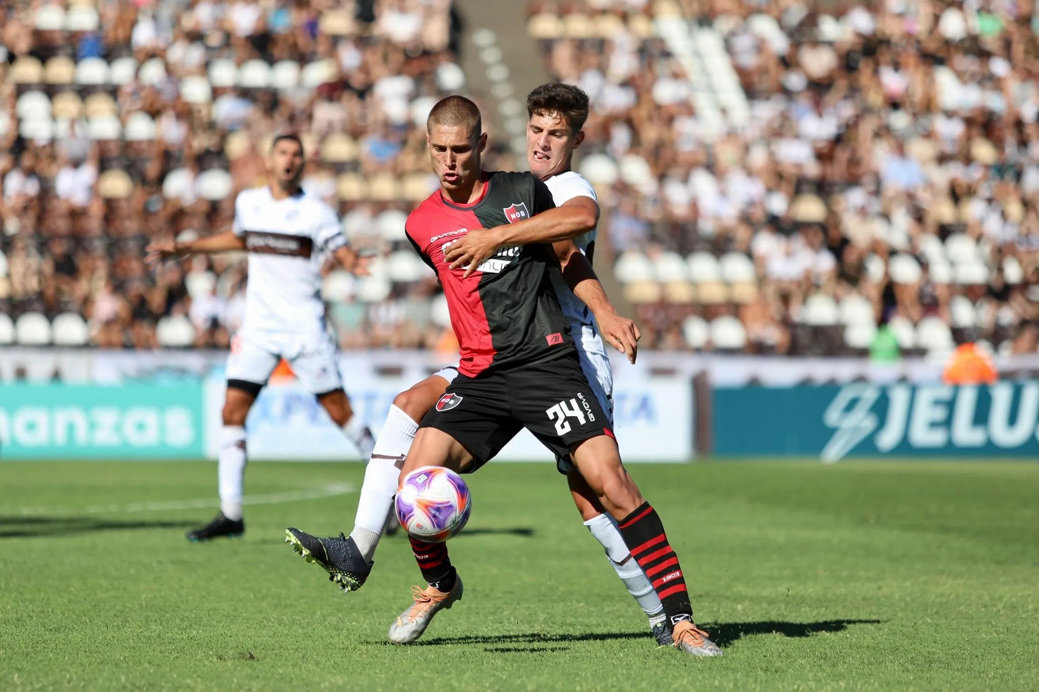 Newells Old Boys vs. Platense. Pronostico, Apuestas y Cuotas│11 de mayo de 2024