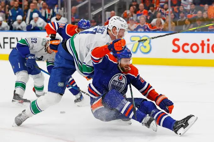 Vancouver Canucks vs Edmonton Oilers. Pronóstico, Apuestas y Cuotas│21 de mayo de 2024