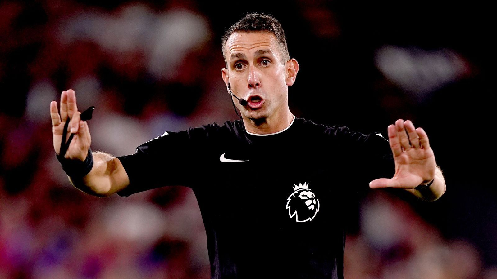 EPL Referee Coote Under Investigation for Yellow Card Manipulation