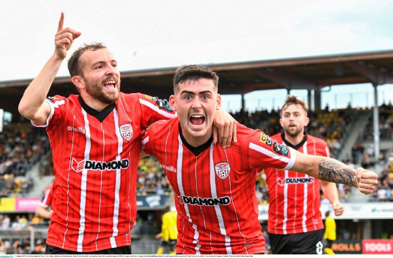 UCD Dublin vs Derry City (Smart Tables). Pronóstico, Apuestas y Cuotas│6 de septiembre de 2023