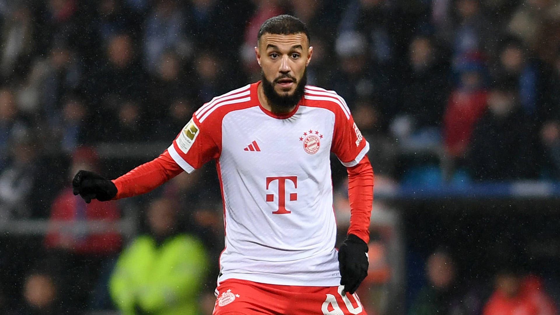 Bayern Munich Agrees to Sell Right Back Noussair Mazraoul to Manchester United