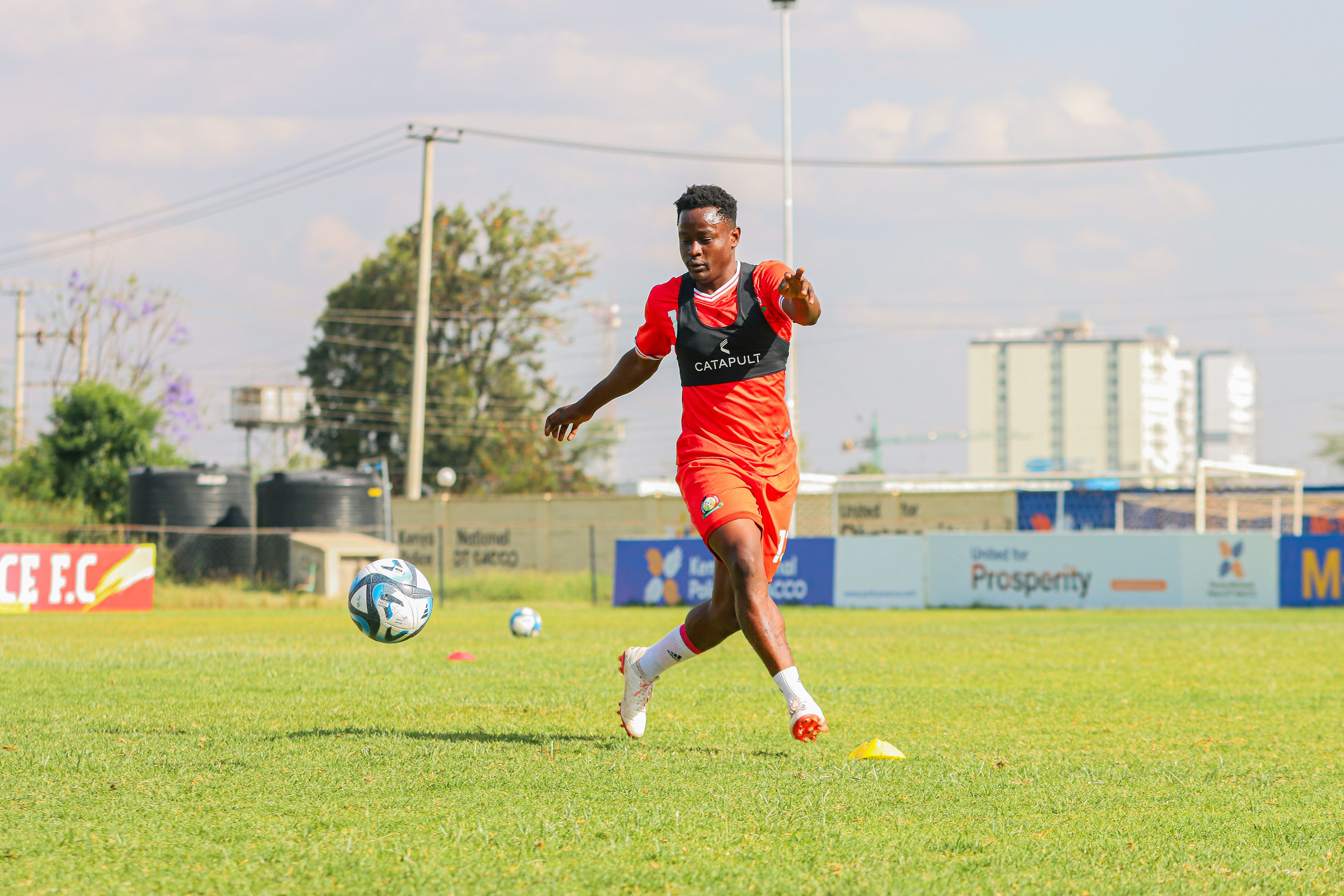 EXCLUSIVE | Eric Ouma: I Dream of Playing in the UEFA Champions League With Raków