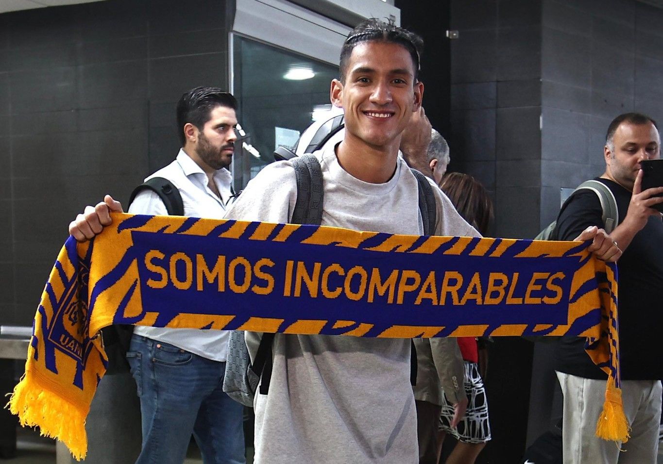 Uriel Antuna fue anunciado como nuevo jugador de Tigres