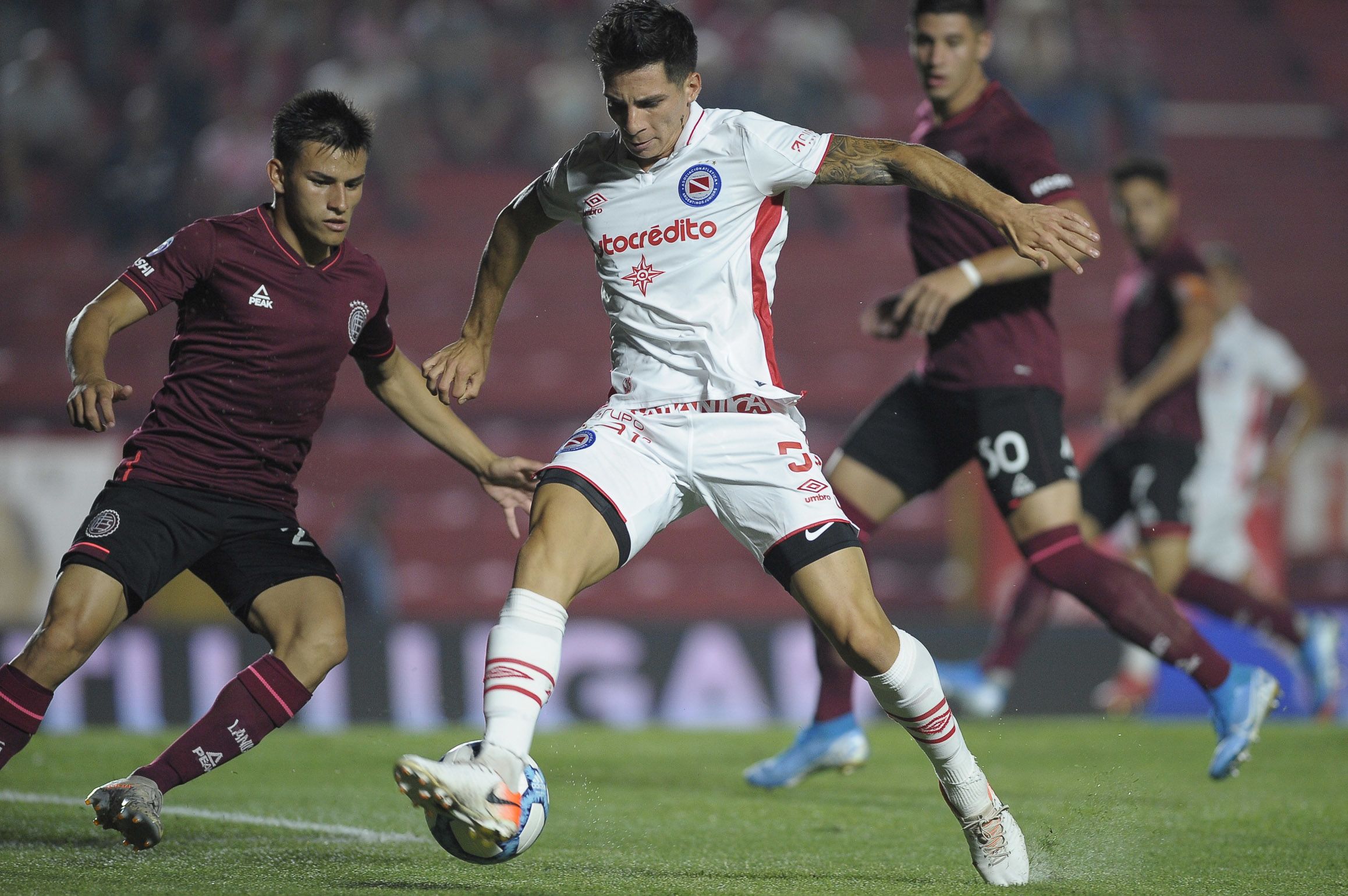 Argentinos Juniors vs. Lanús. Pronostico, Apuestas y Cuotas│30 de julio de 2024