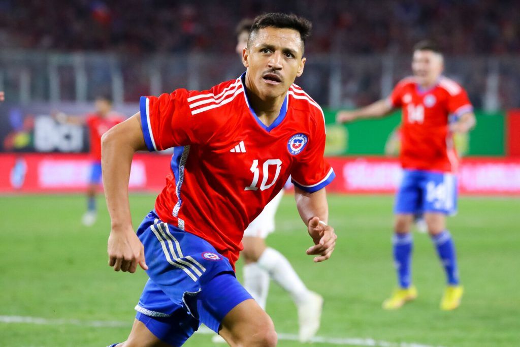 El representante de Alexis Sánchez negó su regreso a Sudamérica 