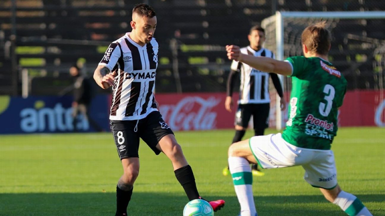 Montevideo Wanderers vs. Racing Montevideo. Pronostico, Apuestas y Cuotas│25 de octubre de 2023