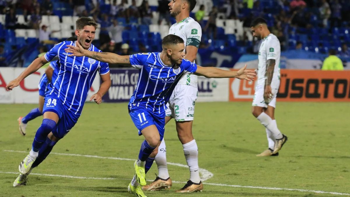 Godoy Cruz vs. Deportivo Riestra. Pronostico, Apuestas y Cuotas│20 de agosto de 2024