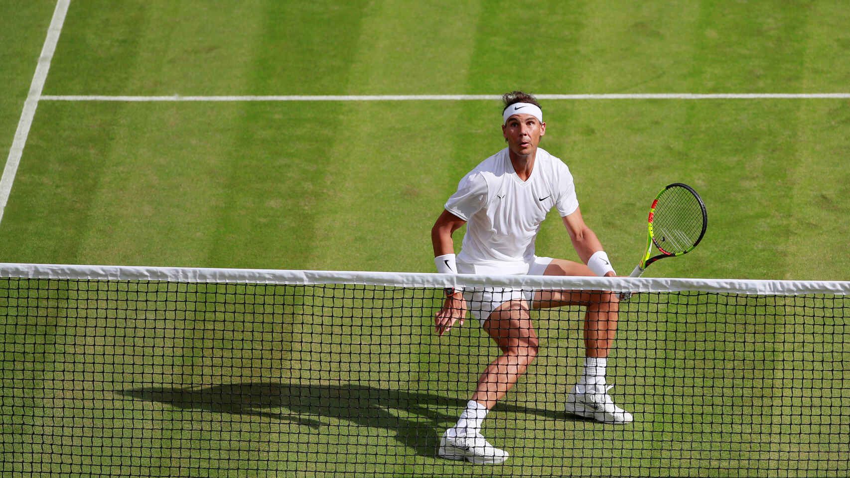 Nadal ya está entrenando sobre hierba, ¿Cuáles son las diferencias entre jugar en hierba o tierra batida?