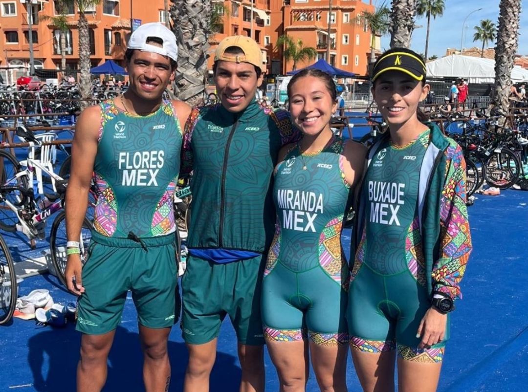 Mexicanos ganan oro en Relevos Mixtos en Campeonato Mundial de Triatlón