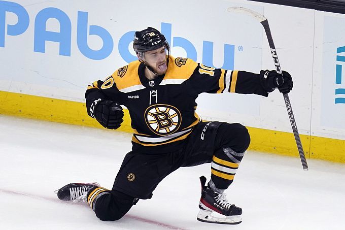 Boston Bruins vs Arizona Coyotes. Pronostico, Apuestas y Cuotas│16 de octubre de 2022  