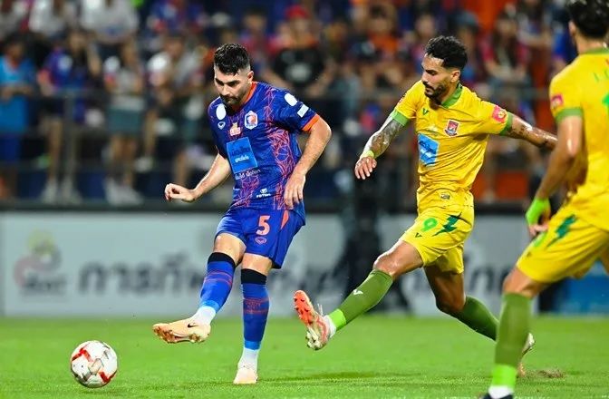 Uthani Thani vs Chiangrai United Prediction, Betting Tips & Odds | 29 SEPTEMBER 2024