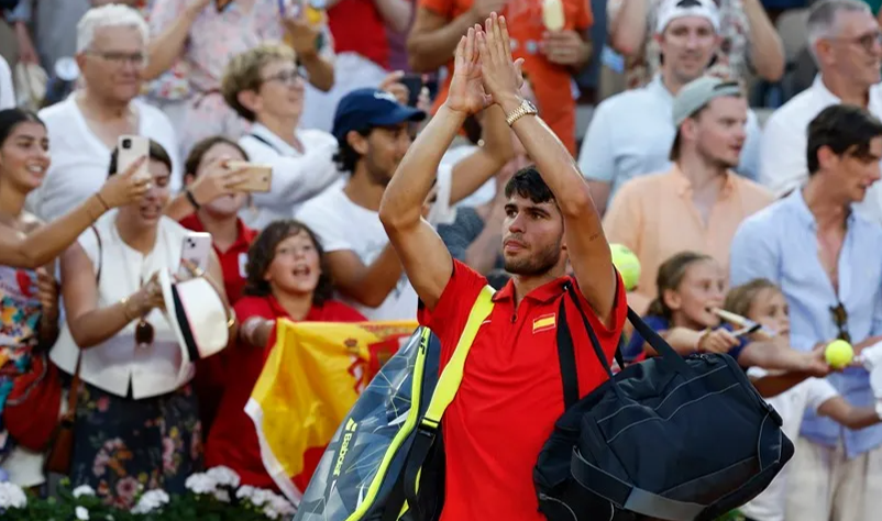 Carlos Alcaraz imparable en París 2024, avanzó a cuartos de final 