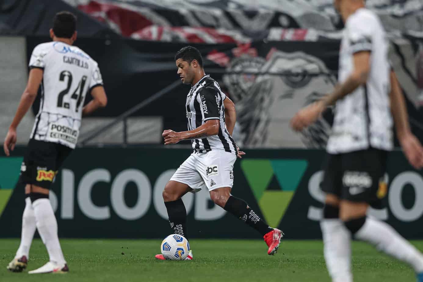 Atlético Mineiro vs Ceará. Pronóstico, Apuestas y Cuotas│10 de octubre de 2022