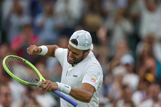 Carlos Alcaraz vs Matteo Berrettini. Pronostico, Apuestas y Cuotas│10 de julio de 2023