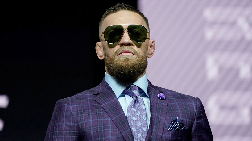 McGregor planea regresar al octágono en abril de 2024