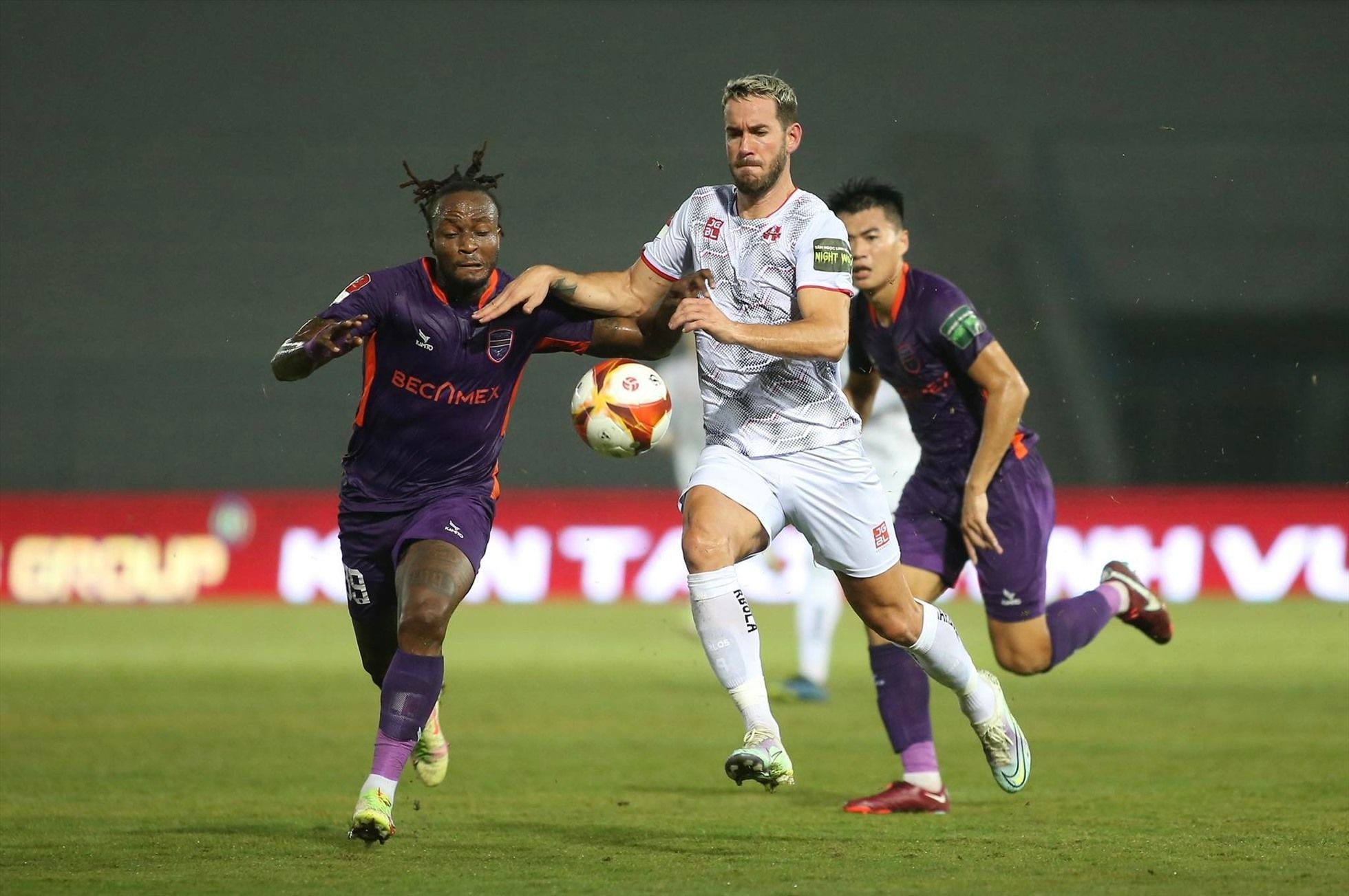 Ho Chi Minh City vs Hong Linh Ha Tinh Prediction, Betting Tips and Odds | 26 DECEMBER, 2023