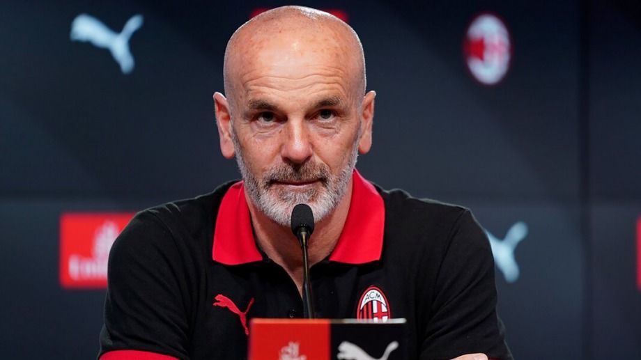 AC Milan Inform Pioli Of His Imminent Leave