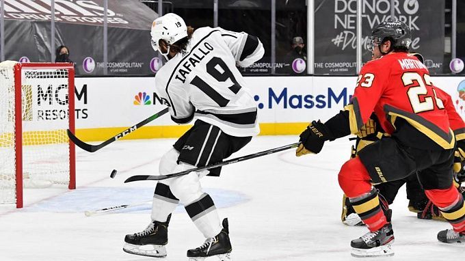 Los Ángeles Kings vs Vegas Golden Knights. Pronóstico, Apuestas y Cuotas│12 de octubre de 2022