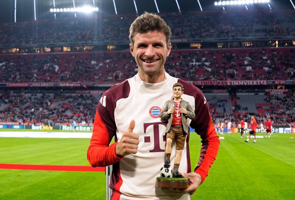 Müller recibe reconocimiento por sus 710 partidos con el Bayern Múnich