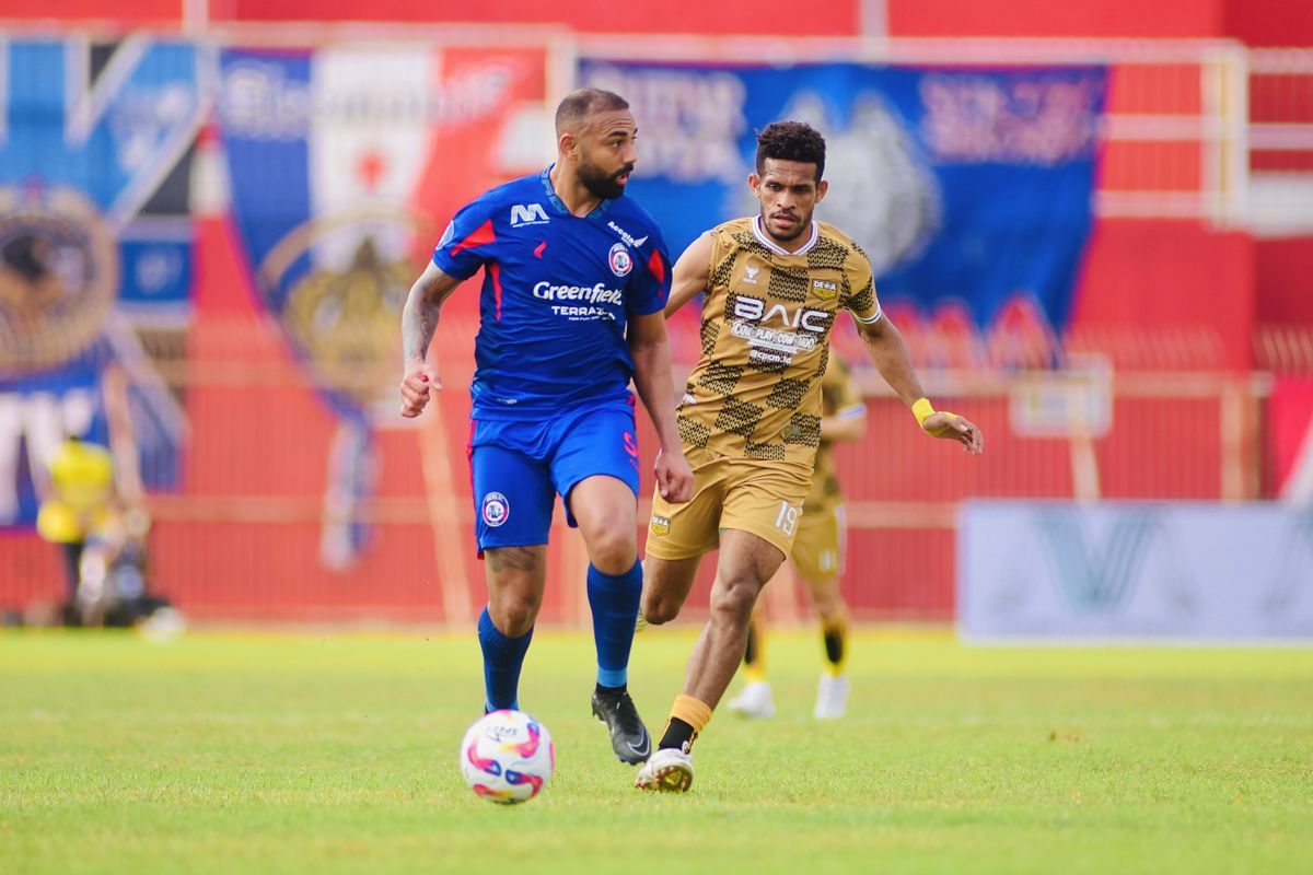 Arema FC vs PSBS Biak Numfor Prediction, Betting Tips & Odds | 22 NOVEMBER 2024