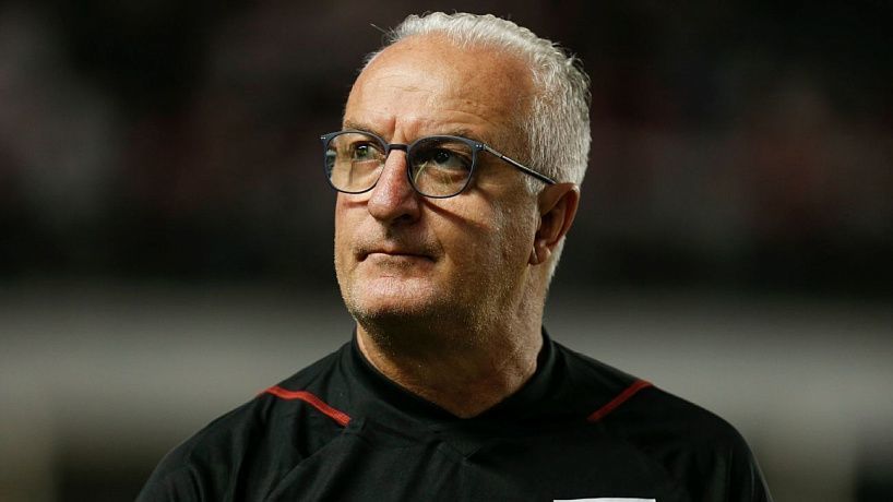 El entrenador de Brasil, Dorival Jr., asume la responsabilidad por la eliminación de la Copa América