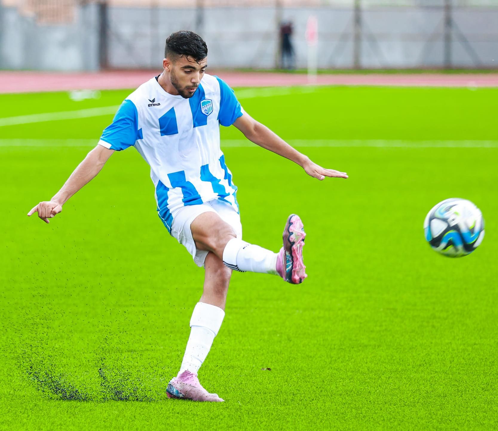 MC El Bayadh vs ES Mostaganem Prediction, Betting Tips & Odds | 30 NOVEMBER, 2024 