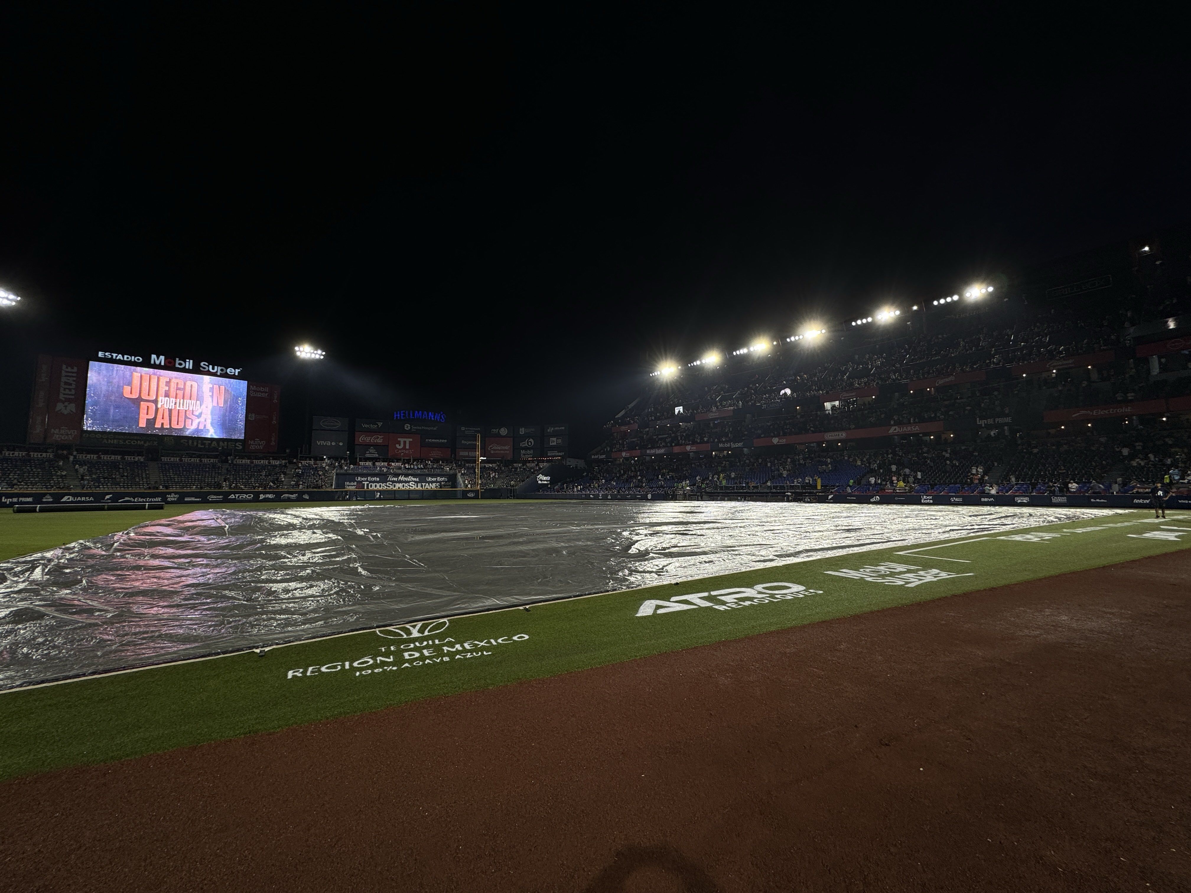 ¡Otra vez! Se suspende juego de la Serie del Rey