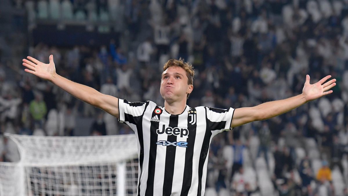 La Juventus adelanta tres grandes movimientos 